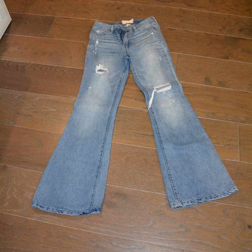 Altar'd State ripped blue jeans size 26/3